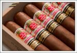 Hoyo de Monterrey Grand Epicure Edicion Limitada 2013 (Box of 10) - Image 3