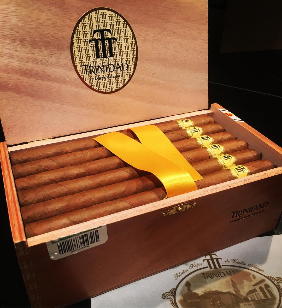 WhatsApp-Image-2024-05-02-at-04.54.38_452caf51.jpg Trinidad Fundadores cigar (Box of 24) - Image 1